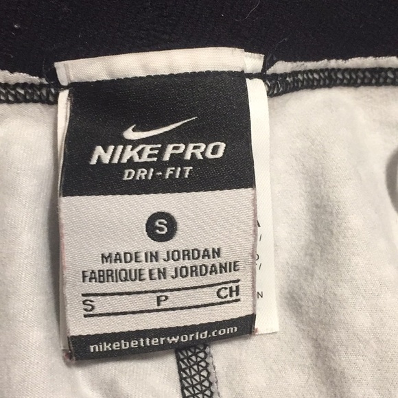 Nike Pro Polka Dot Leggings😍 - Picture 4 of 4